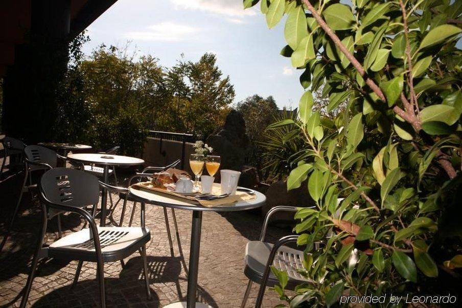 Sotel Nomentana Roma Restaurace fotografie