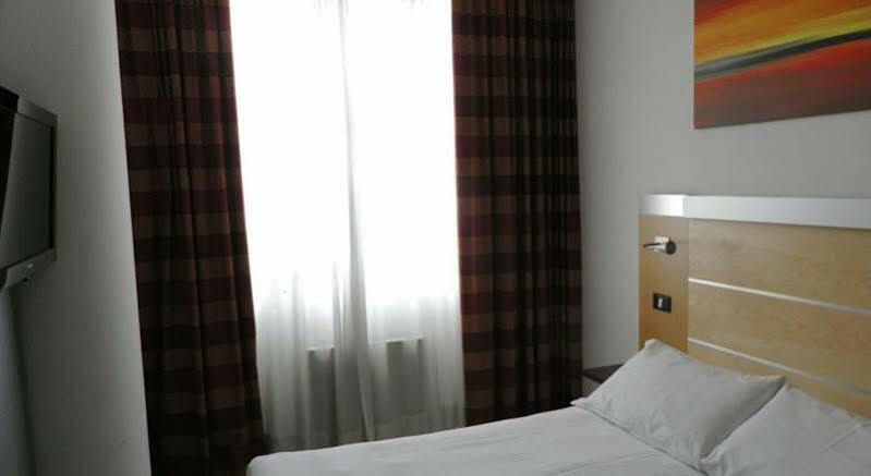 Sotel Nomentana Roma Exteriér fotografie